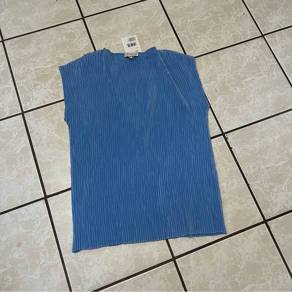 Blue Pleated Sleeveless Top